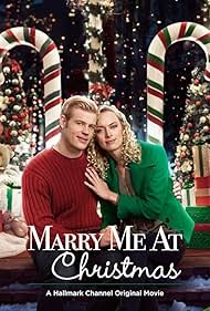 Rachel Skarsten and Trevor Donovan in Marry Me at Christmas (2017)