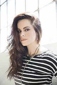 Primary photo for Emily Hampshire