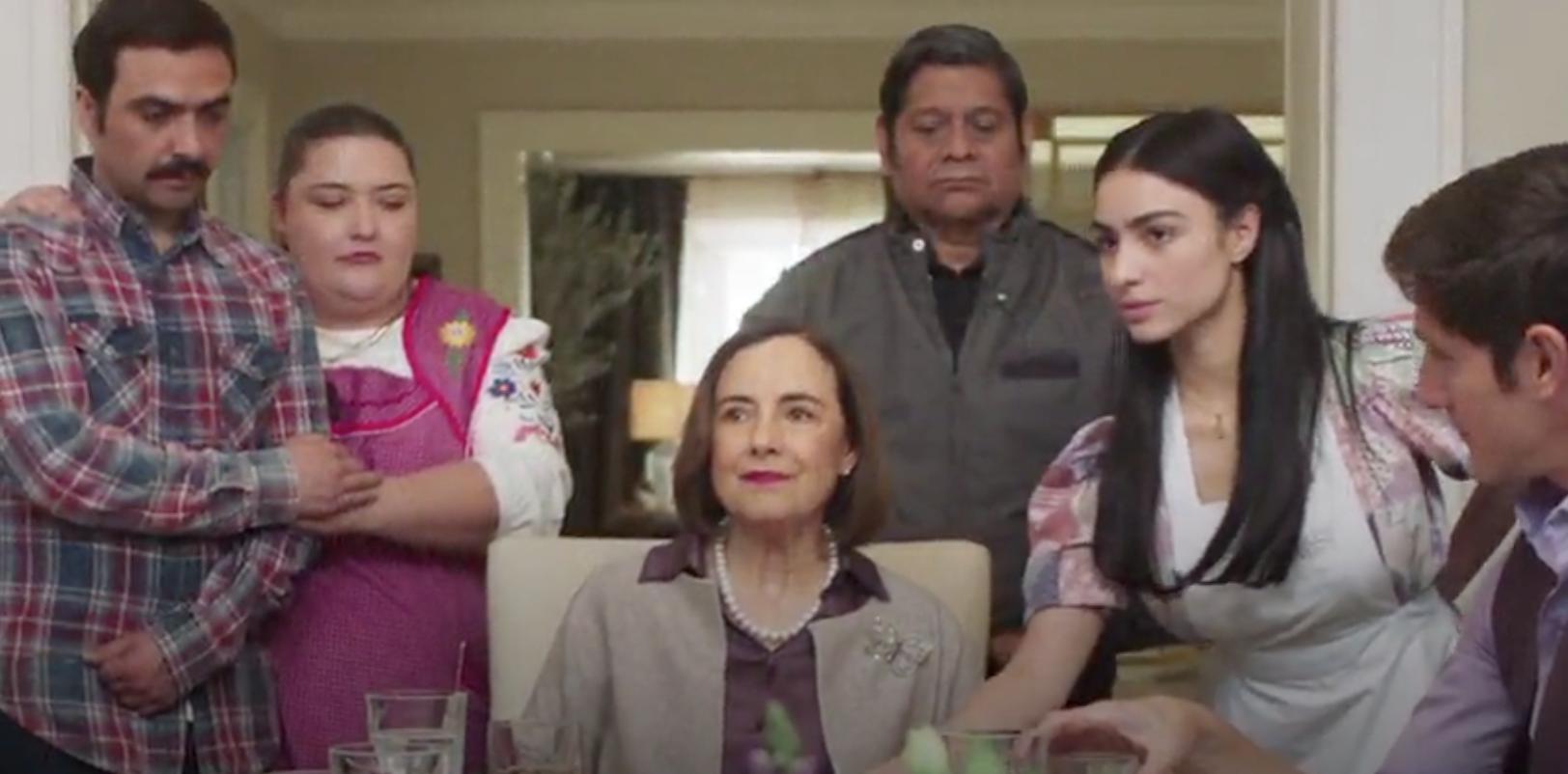 Diana Bracho, Alejandra Ley, Fermín Martínez, Valentina Buzzurro, Santiago Zenteno, and Paco Pizaña in Eternamente Amándonos (2023)