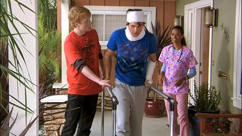 Adam Hicks and Hutch Dano in Zeke and Luther (2009)