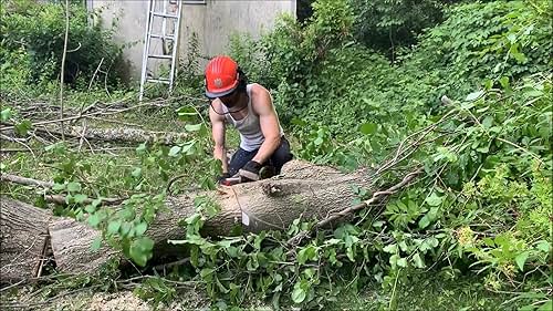 CHAINSAW CHESS BOARD