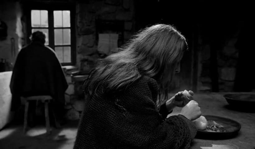 Erika Bók and János Derzsi in The Turin Horse (2011)