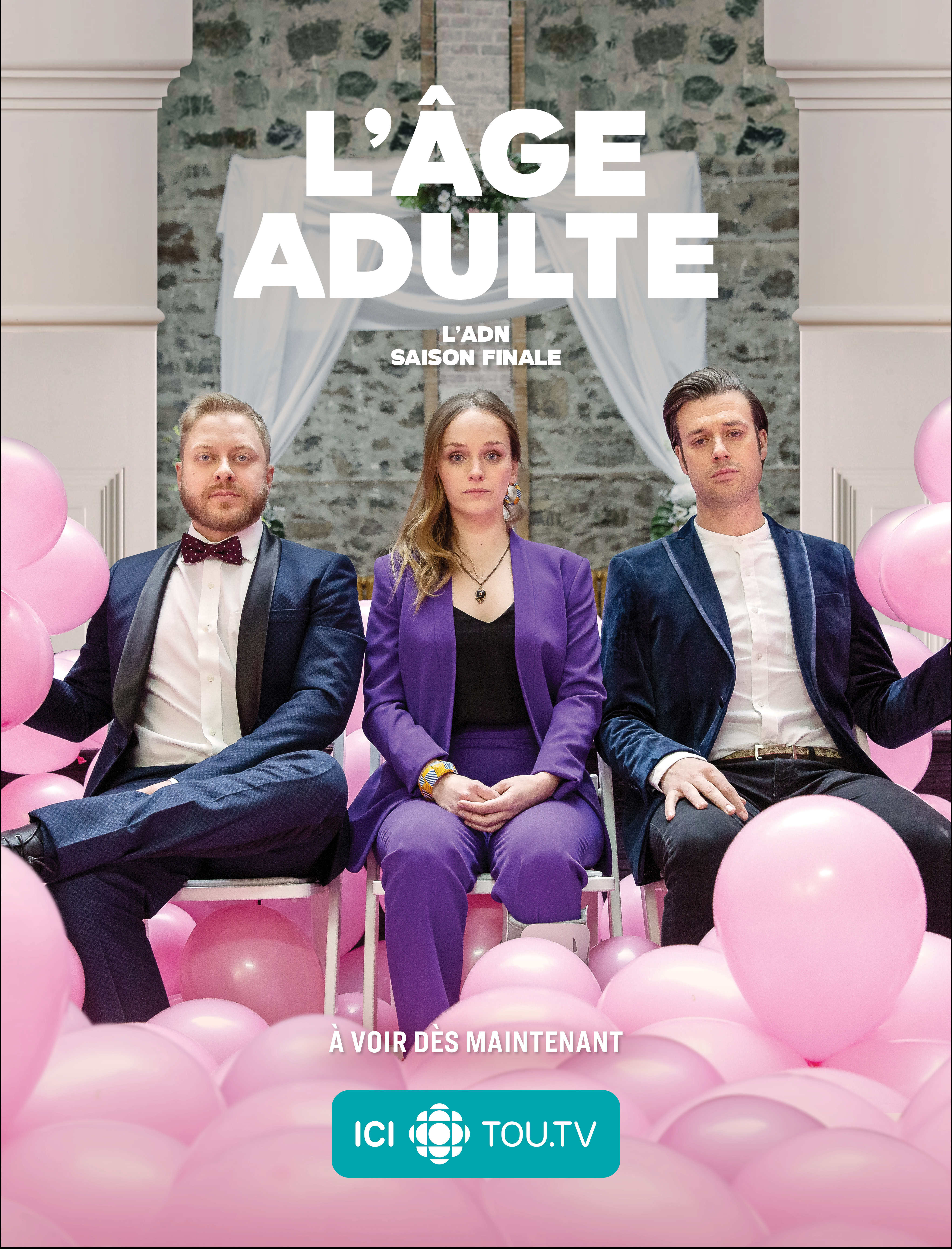 Sarah-Anne Parent, Guillaume Lambert, and Mickaël Gouin in L'Âge adulte (2017)