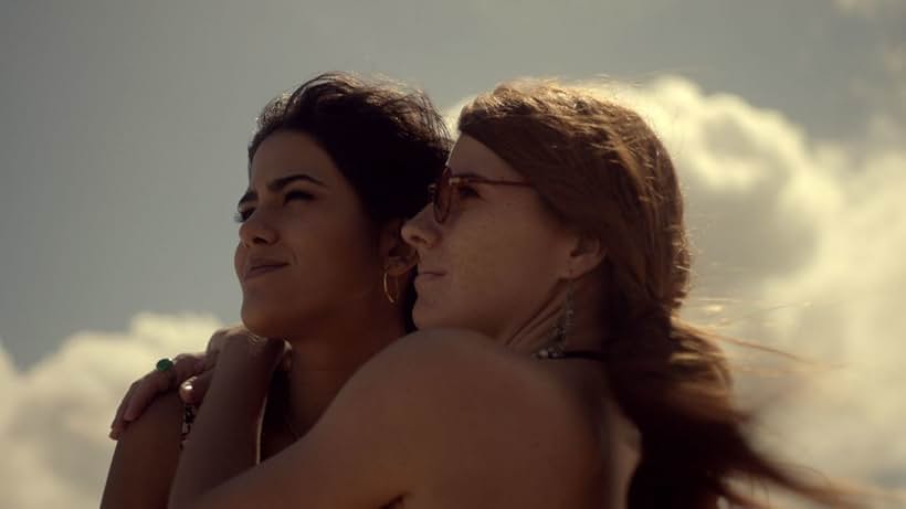 Mariah Rocha and Anttónia in Lúcia McCartney (2016)