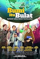 Qausar Harta Yudana, Aldy Rialdy, Rania Putri Sari, Rayn Wijaya, and Kenny Austin in Bumi Itu Bulat (2019)