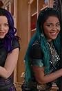 Sofia Carson, Dove Cameron, China Anne McClain: One Kiss (2019)