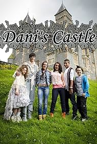 Dani Harmer, Niall Wright, Kieran Alleyne, Shannon Flynn, Jordan Brown, and Lorenzo Rodriguez in Dani's Castle (2013)