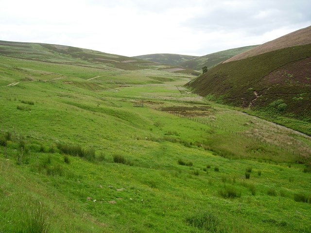 File:Caddon Water - geograph.org.uk - 200157.jpg