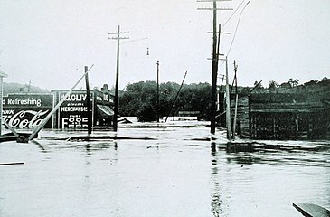 The southeast floods of 1916 The Spring Street approach to Smith's Bridge in Asheville, North Carolina.