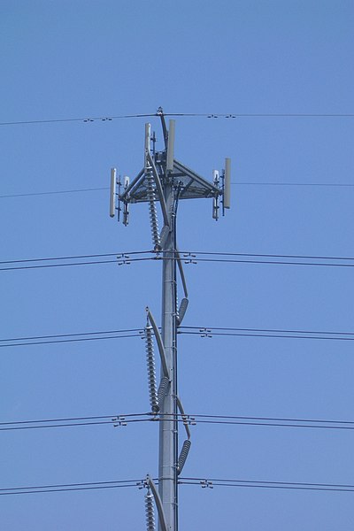 File:IntegratedCellTower.jpg