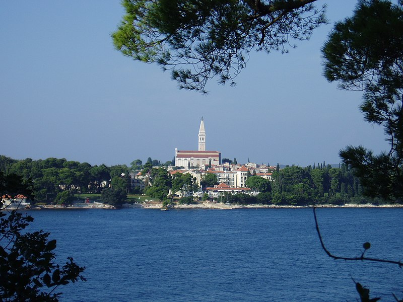 File:Rovinj and Katarina.JPG