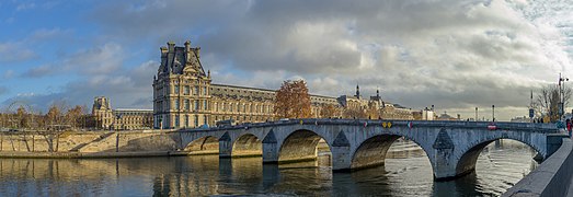 Seine Pont Royal Louvre Paris