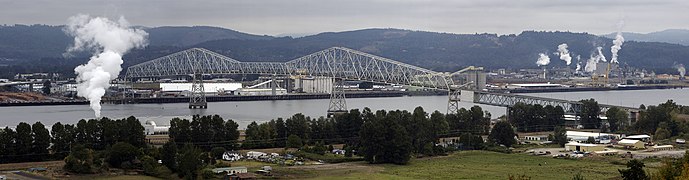 The Lewis and Clark Bridge carries Washington State Route 433 across the Columbia River