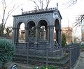 Monumentalgrab Louis Ravené auf dem Französischen Friedhof, Baldachin von Stüler