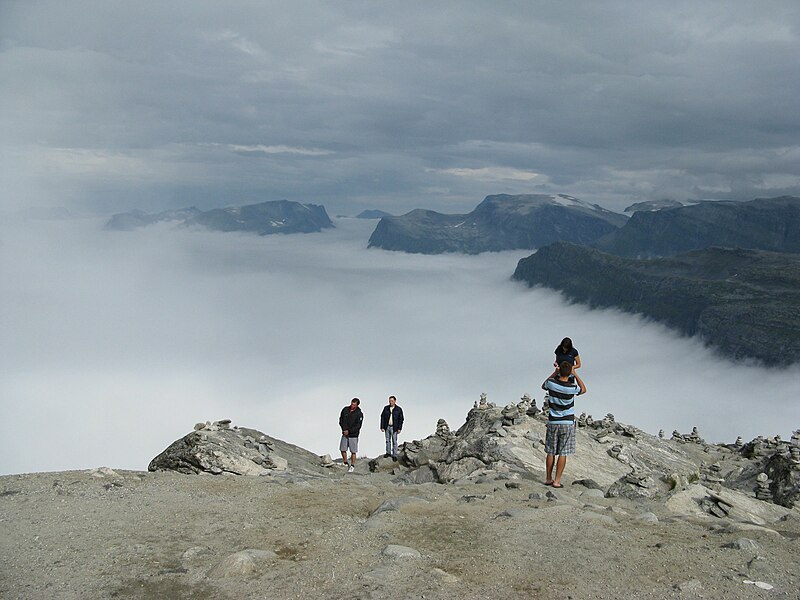 File:View from Dalsnibba-Norway.jpg