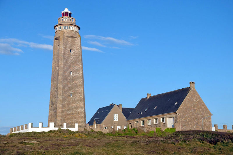 File:Phare du Cap Lévi.jpg