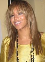 Thumbnail for File:Beyoncé in 2008-2 cropped.jpg