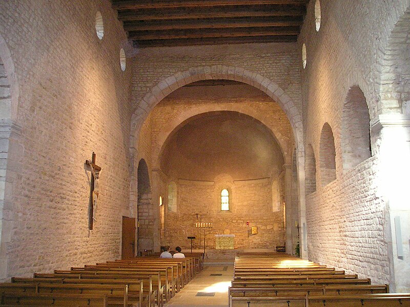 File:Feldbach Saint-Jacques Church inside.jpg