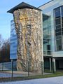 Künstliche Kletterwand am Sportzentrum der Universität