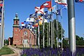 osmwiki:File:Brooklyn Iowa 20090802 Flags.JPG