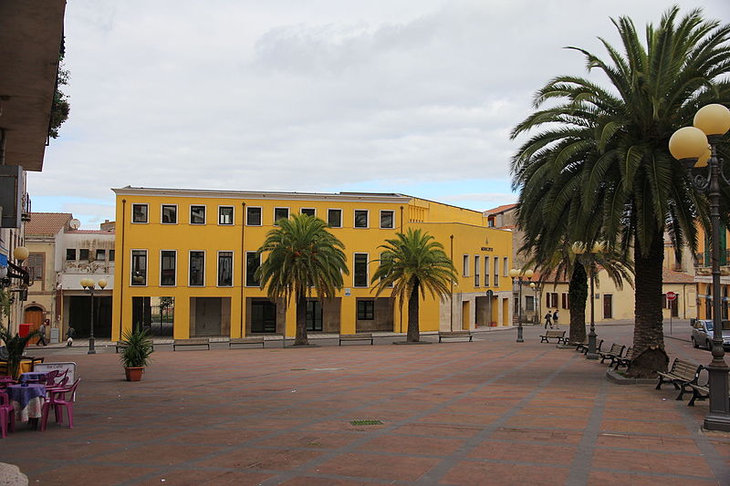 File:Bonorva - Municipio (01).JPG