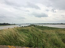 Bifurcation of Waal and Nederrijn (Pannerdensche kop, Gelderland)