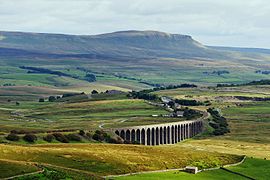 2015 Ribblehead Viaduct 1.jpg/2