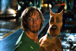 SCOOBY-DOO, Matthew Lillard, Scooby Doo, 2002
(c) Warner Brothers.  Courtesy Everett Collection.