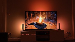 Philips Hue Play HDMI Sync Box angesehen