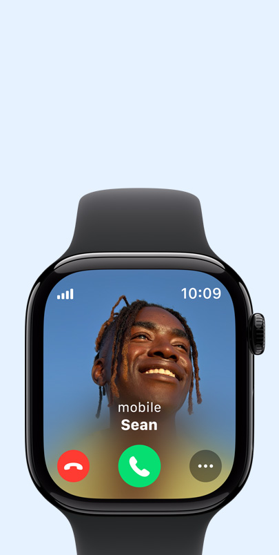 Apple Watch Series 9 with an incoming call.