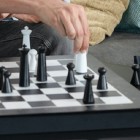 Gochess auf Kickstarter: Roboter bewegen Figuren auf dem smarten Schachbrett